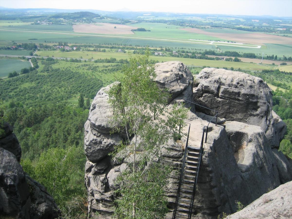 Pension Jana - Wellness Jilemnice Esterno foto
